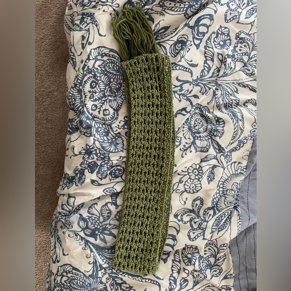 Green crocheted scarf